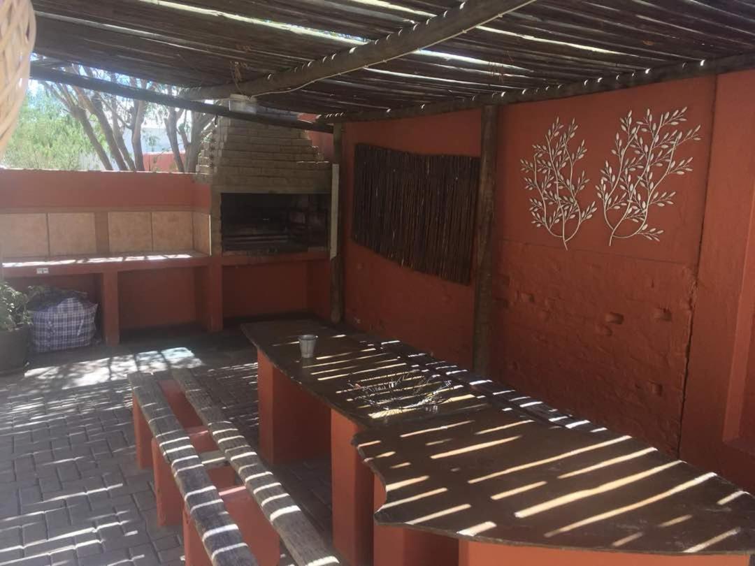 Larochelle Guesthouse Keetmanshoop Zewnętrze zdjęcie